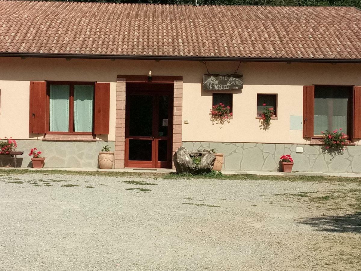 Agriturismo Rio Ricco Busana Exterior photo